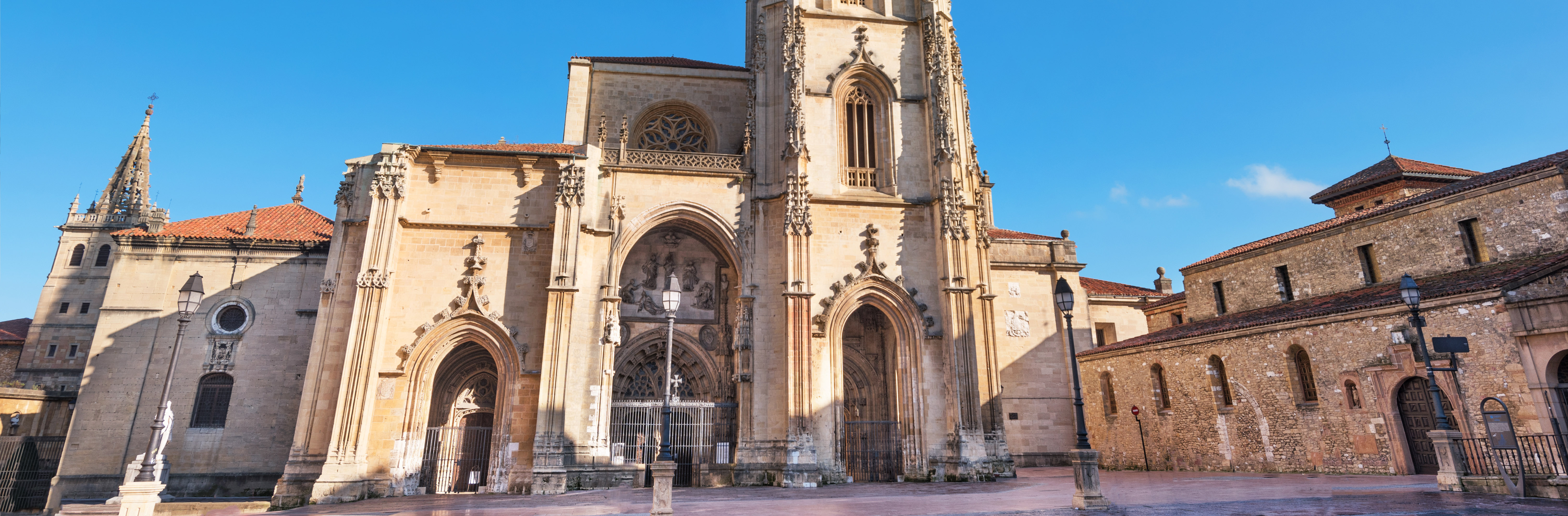 Catedral de Oviedo - Publicidad Oviedo
